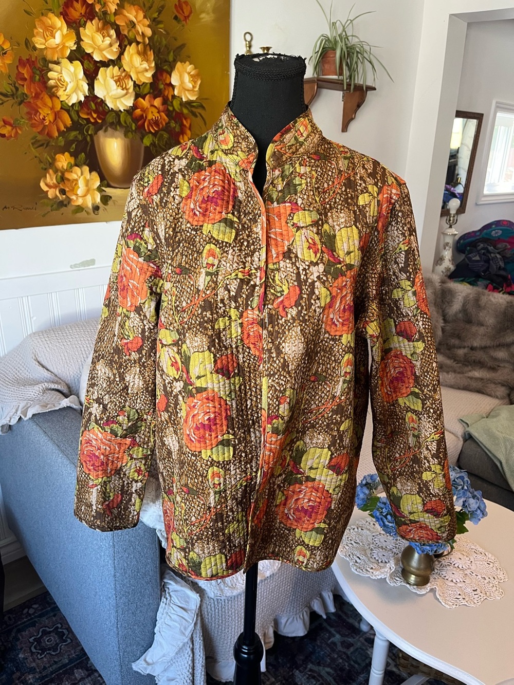 Women’s Y2K Vintage Quilted Lightweight Floral Jacket in Brown with Roses Large